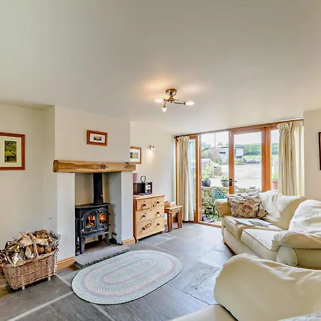 Holiday home 3 Bed In Harrogate Hh099 *
