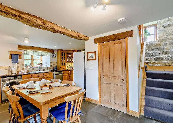 3 Bed In Leeds Oc-hh099 Holiday home *
