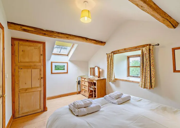 3 Bed In Leeds Oc-hh099 * Weeton (West Yorkshire)